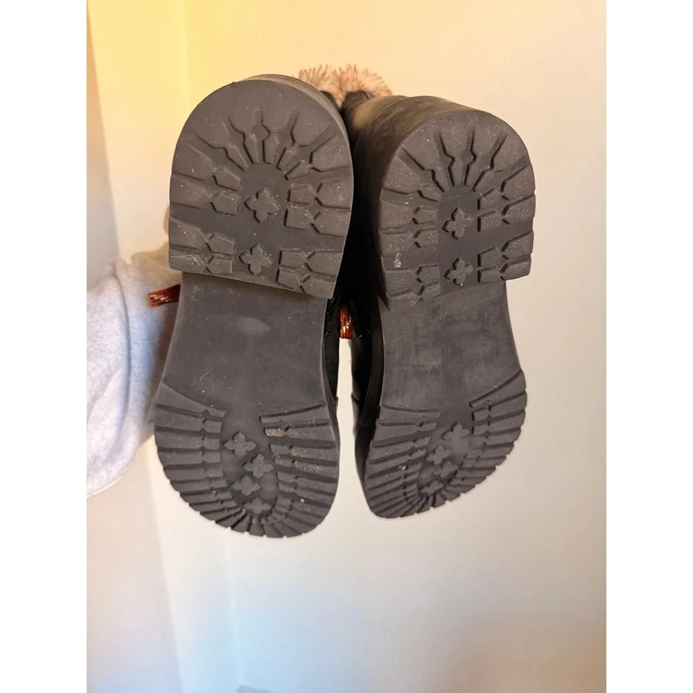 American eagle black faux fur‎ boots women's 8